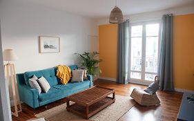 Appartement spacieux avec balcon et parking